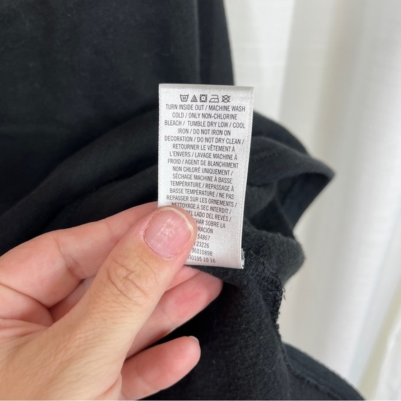 Victoria Secret Victoria sport black tank top - Picture 8 of 8